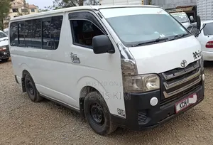 Toyota HiAce 2011 White