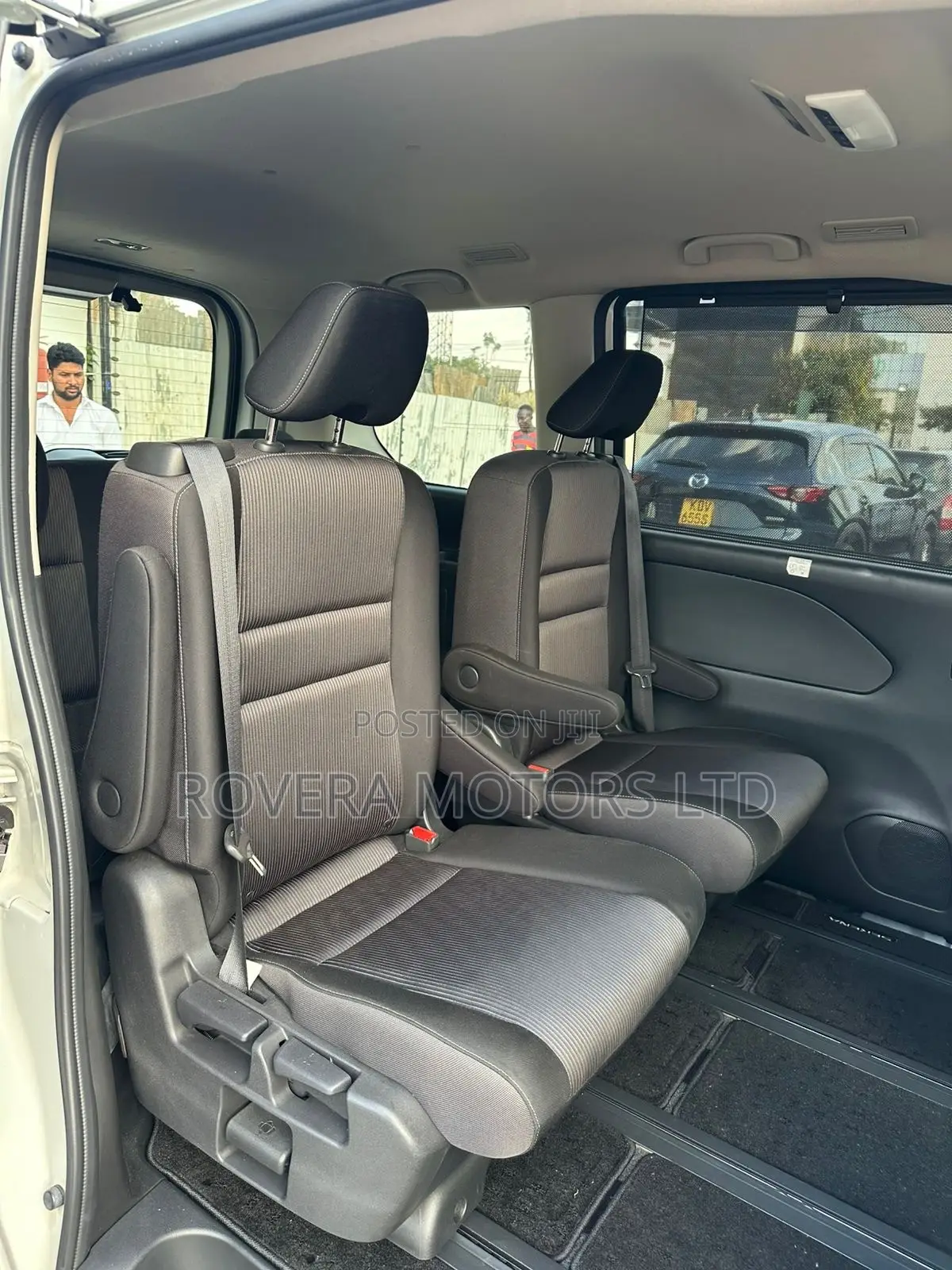 Nissan Serena 2019 White