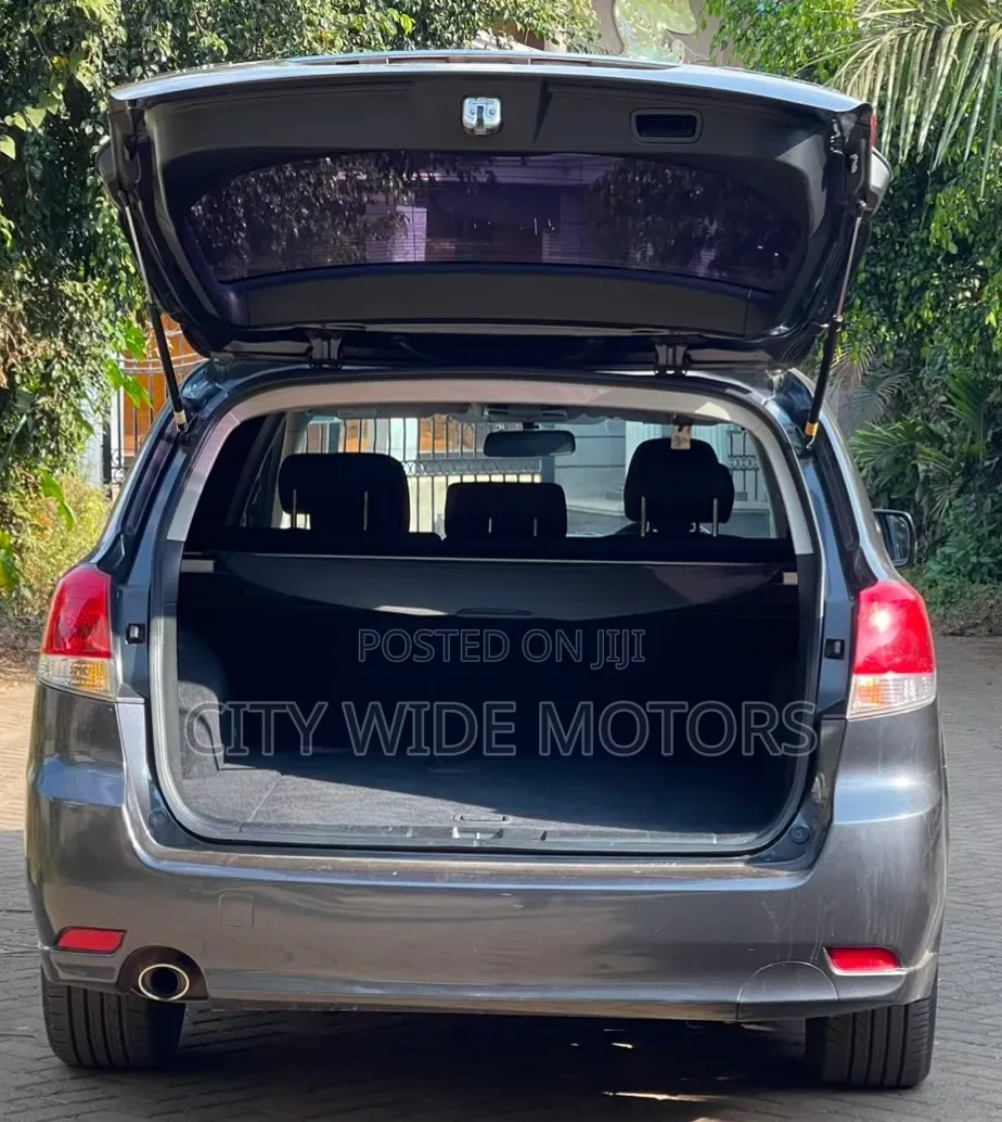 Subaru Legacy 2009 Gray