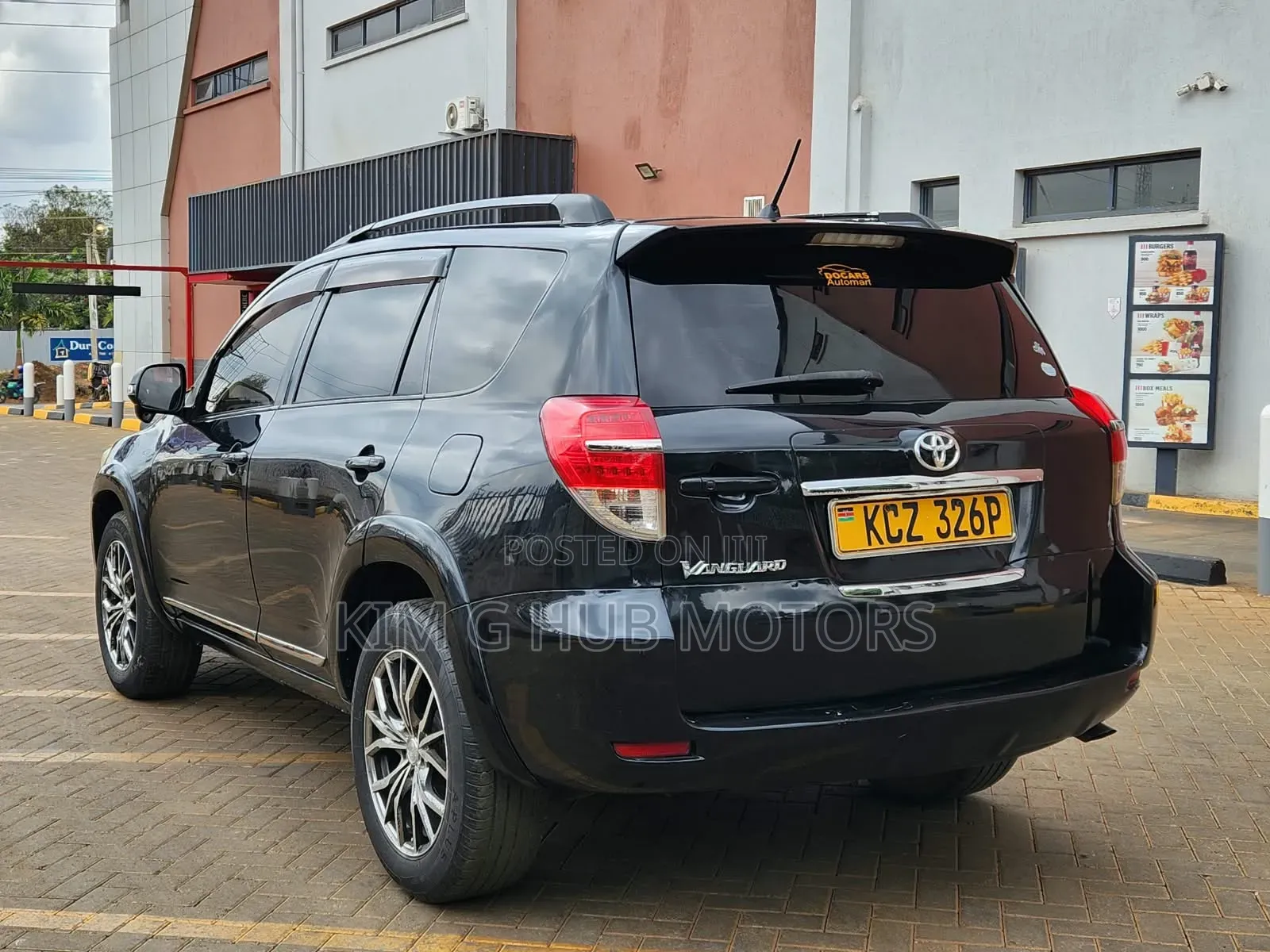 Toyota Vanguard 2013 Black
