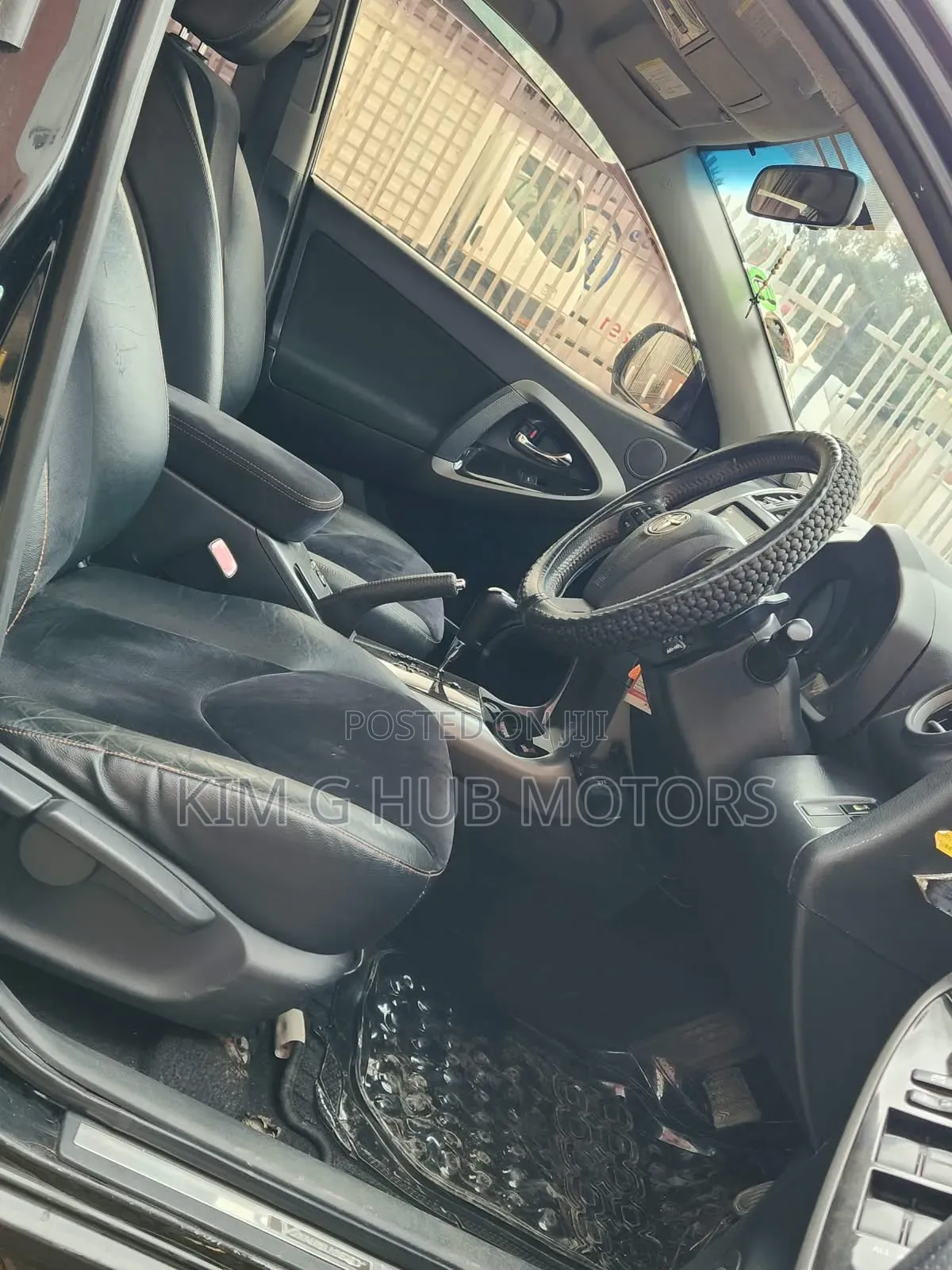 Toyota Vanguard 2013 Black