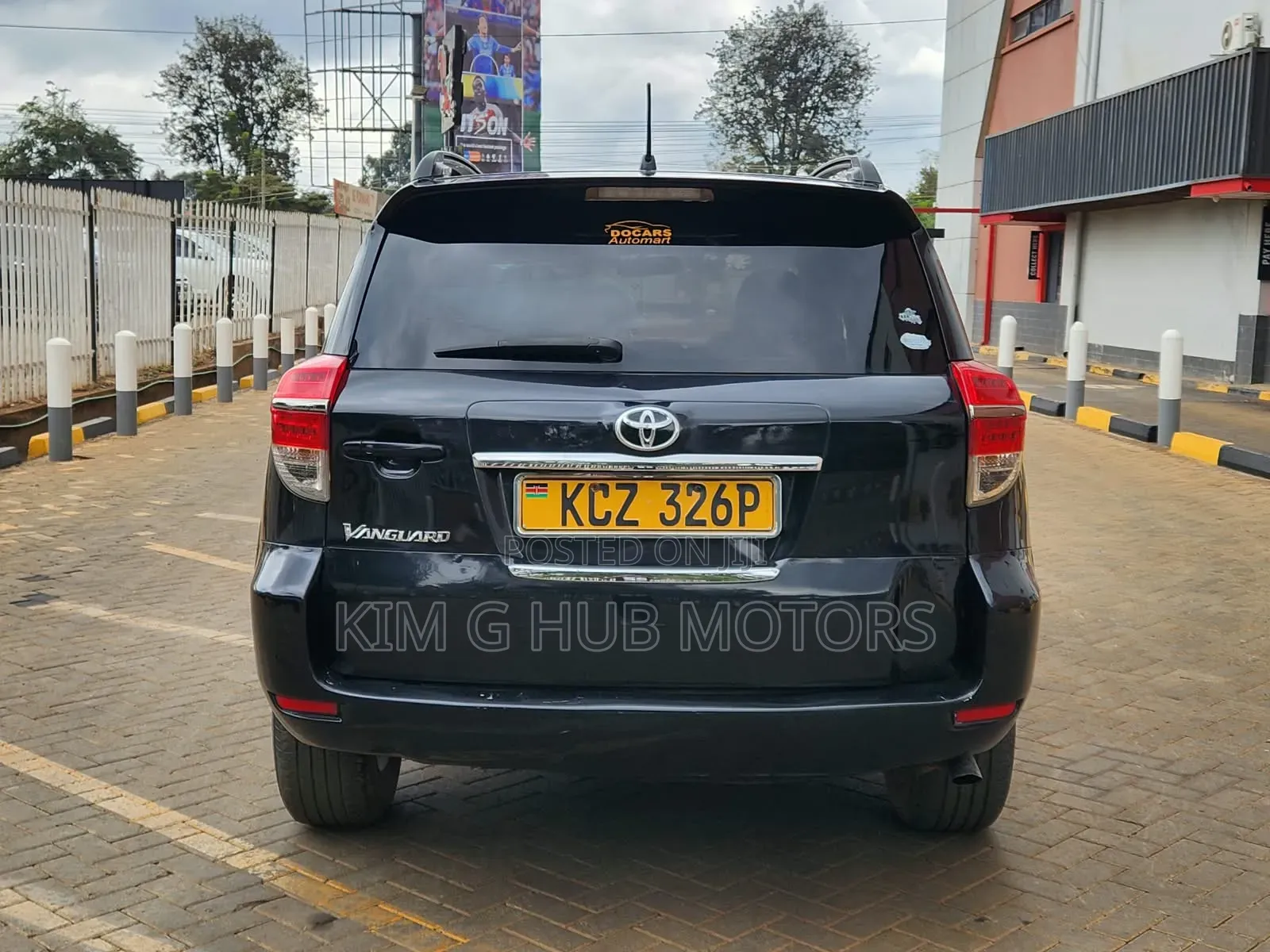 Toyota Vanguard 2013 Black