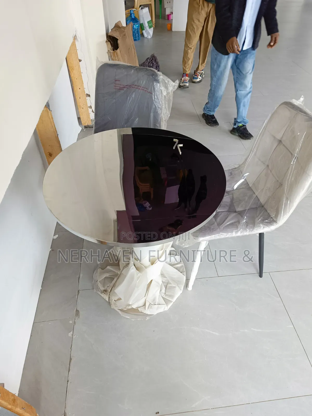 Modern 2 Seater Dining Set – Stylish & Space-Saving Dining Solution