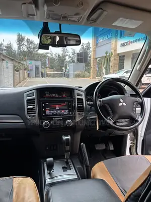 Mitsubishi Pajero 2020 Green