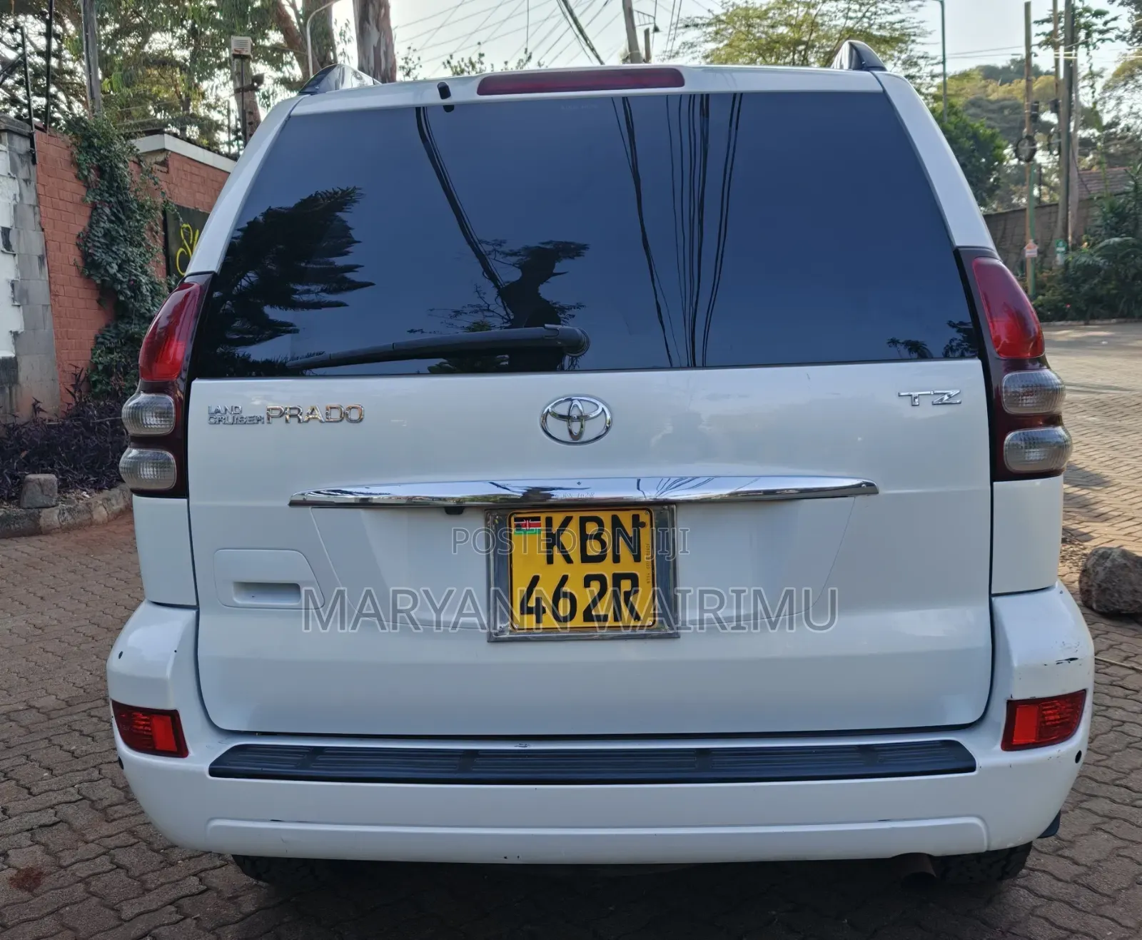 Toyota Land Cruiser Prado 2005 White