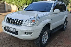 Toyota Land Cruiser Prado 2005 White