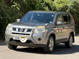 Nissan X-Trail 2012 Gray