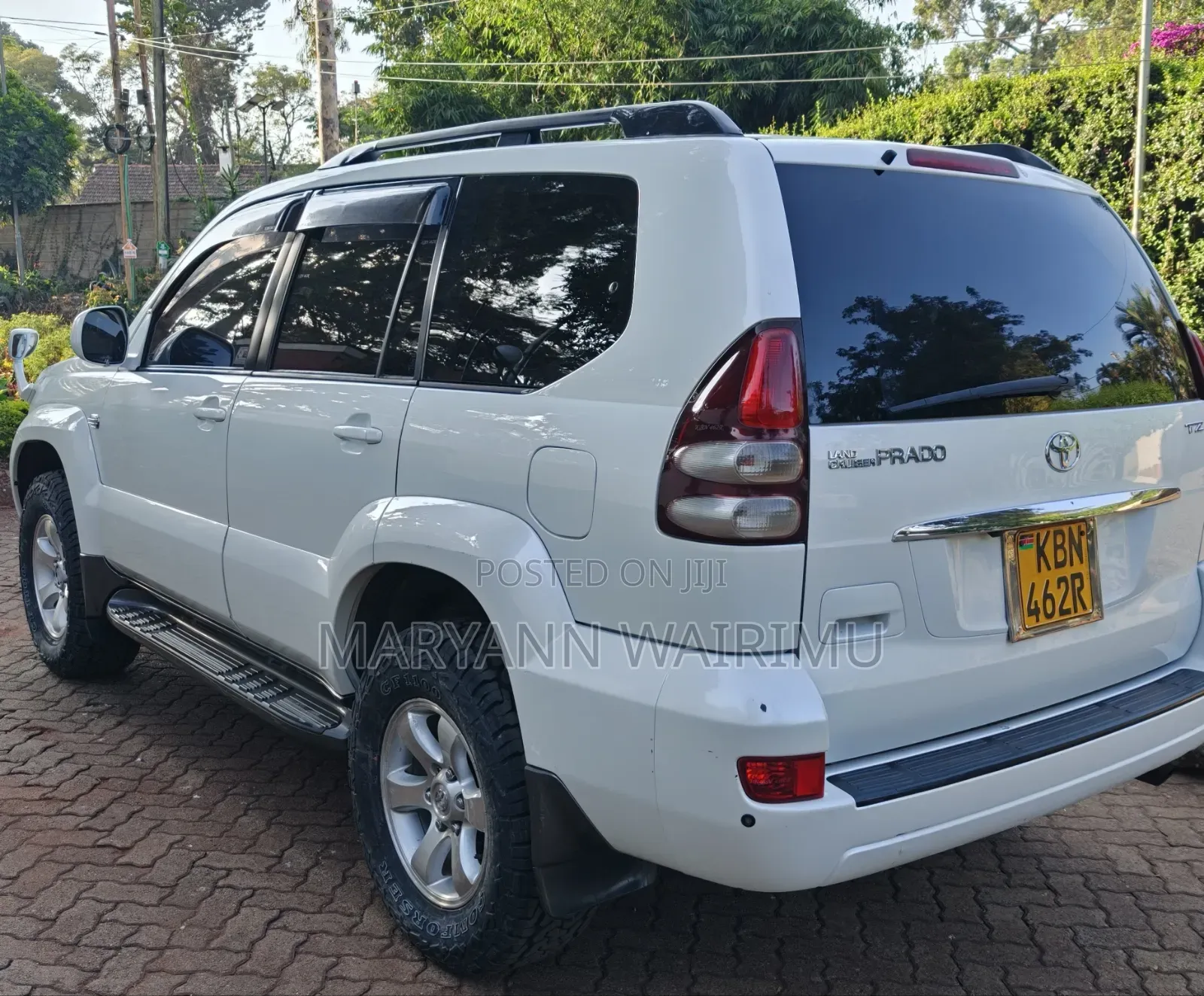 Toyota Land Cruiser Prado 2005 White