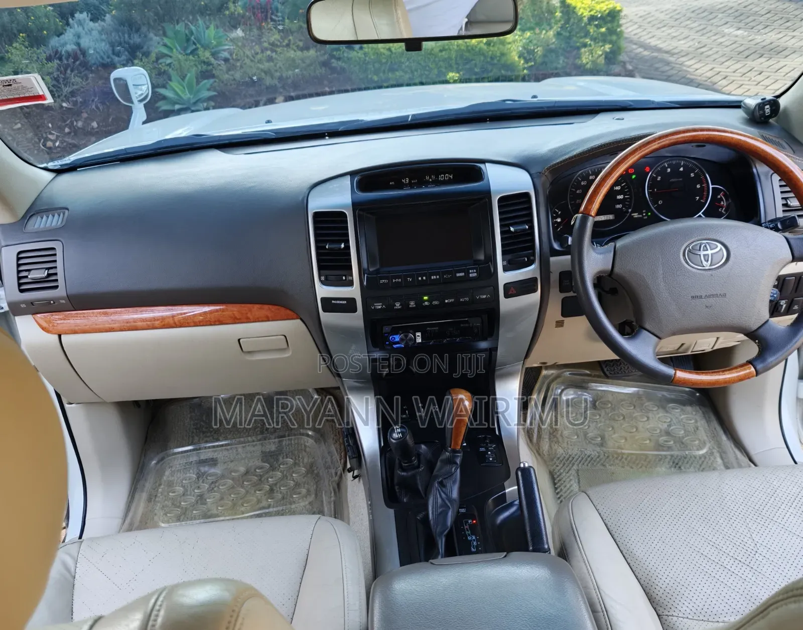 Toyota Land Cruiser Prado 2005 White
