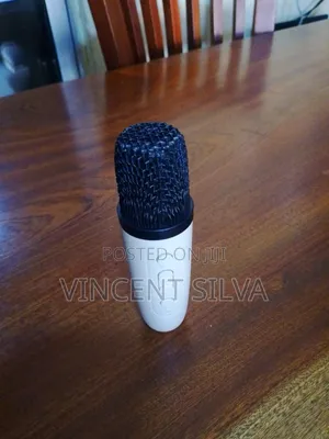 K12 Karaoke Speaker and Mic