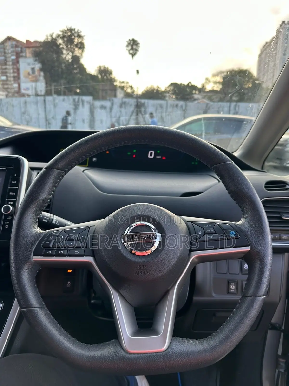 Nissan Serena 2019 Silver