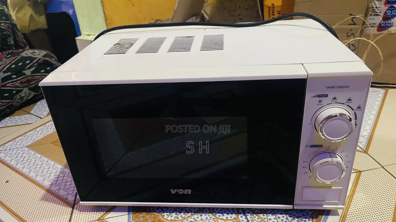 Von Vans 20mgw Microwave Oven