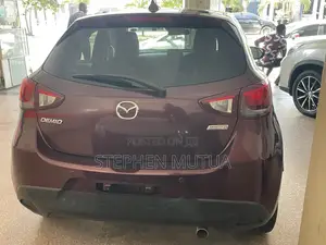 Mazda Demio 2018 Maroon