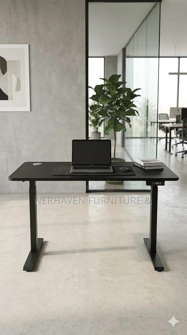 Electric Adjustable Desk – Modern Height Adjustable Workstation