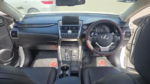 Lexus NX 200 FWD 2019 White