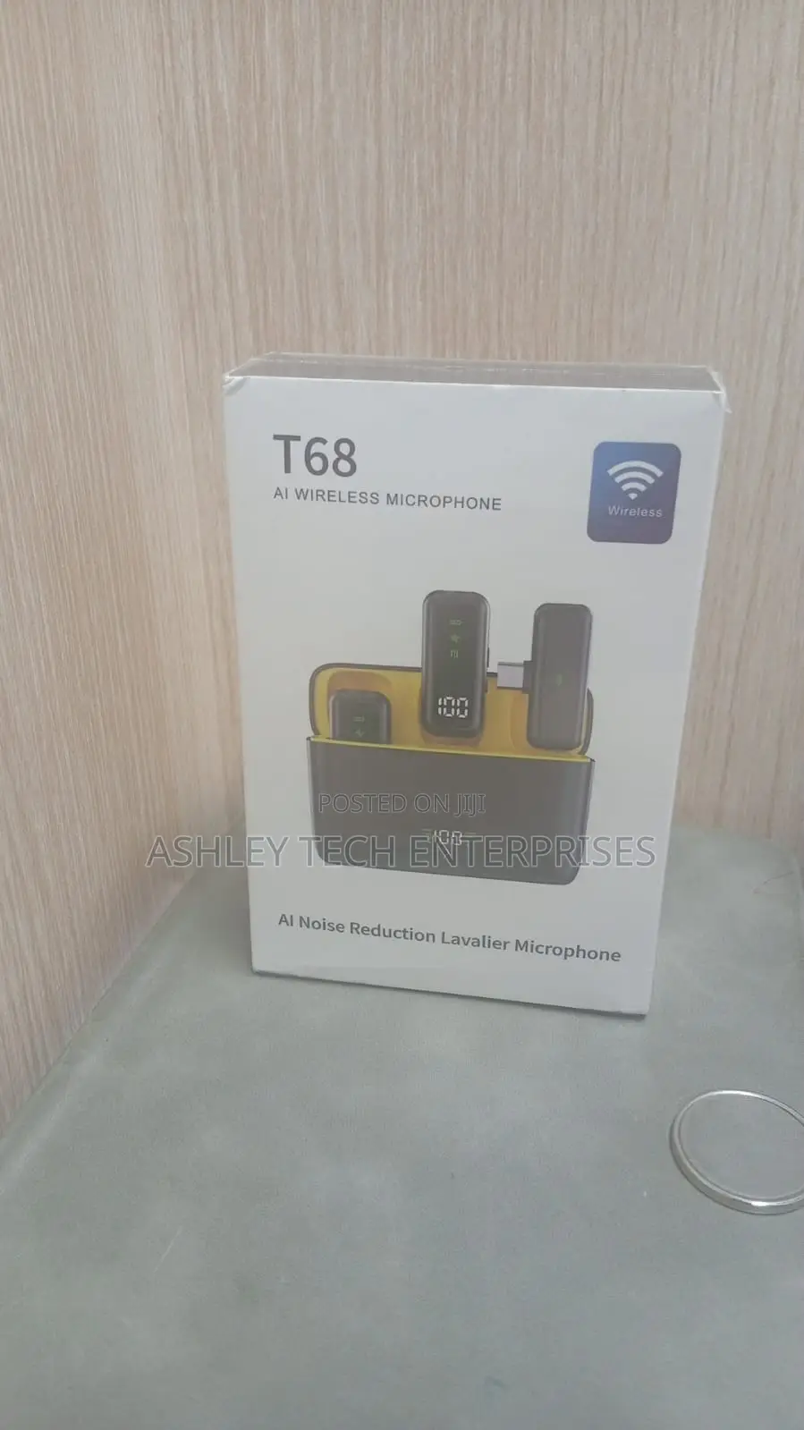 Business Class T68 Mini Wireless Microphone for Presentations