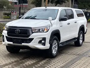 Toyota Hilux 2019 White