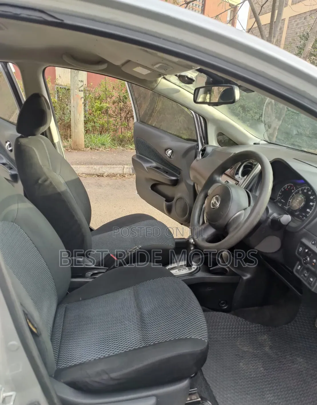 Nissan Note 2014 Silver