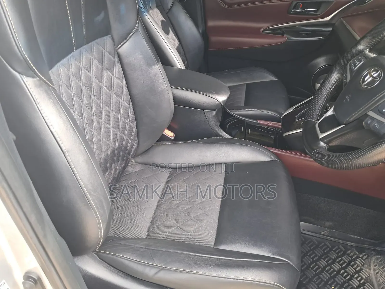 Toyota Harrier 2019 Silver
