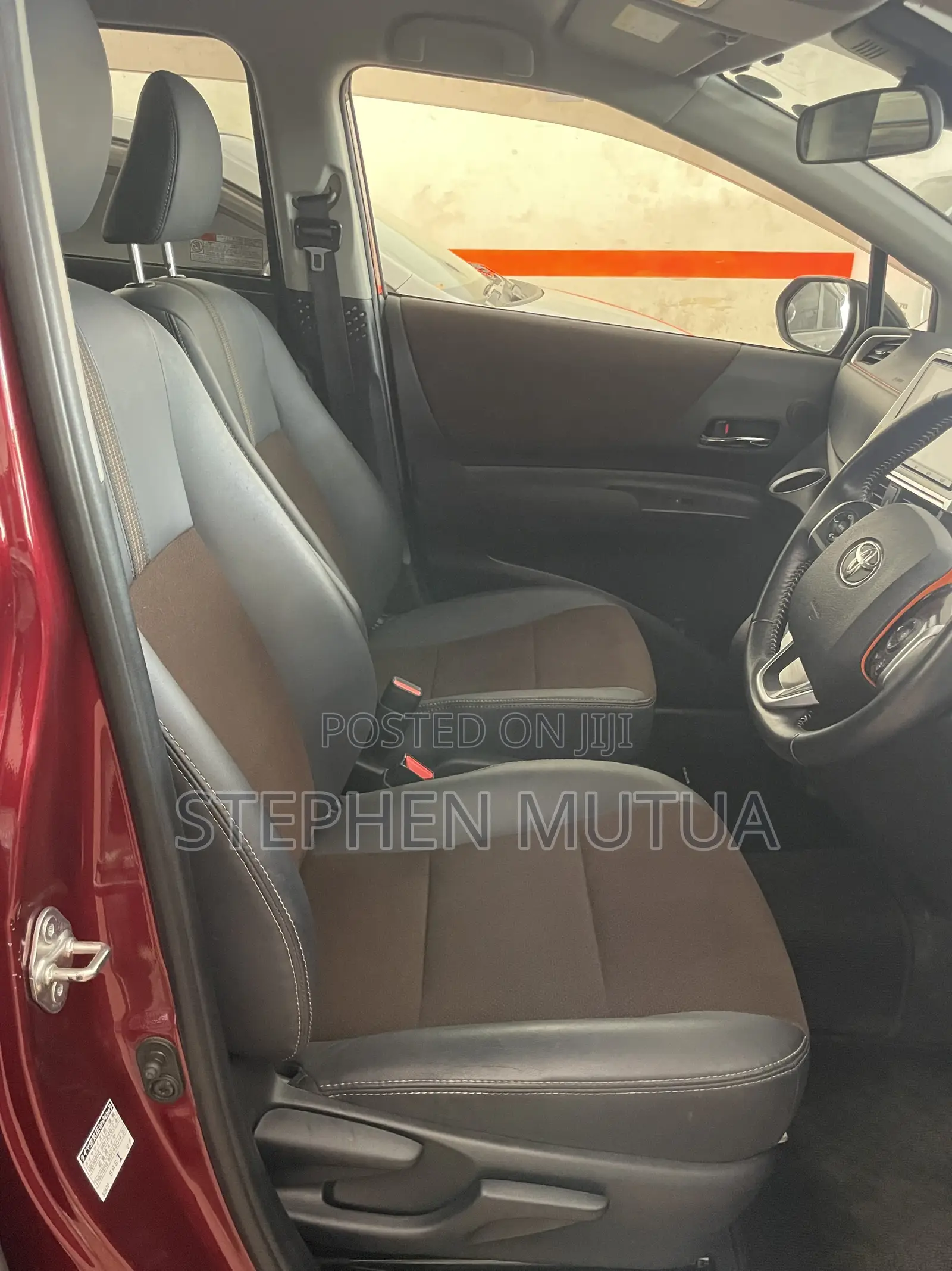 Toyota Sienta 1.5 FWD 2019 Maroon
