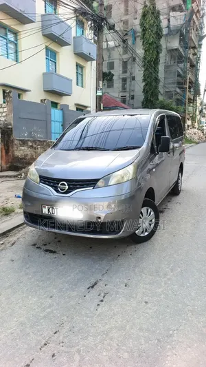 Nissan NP200 2018 Gray
