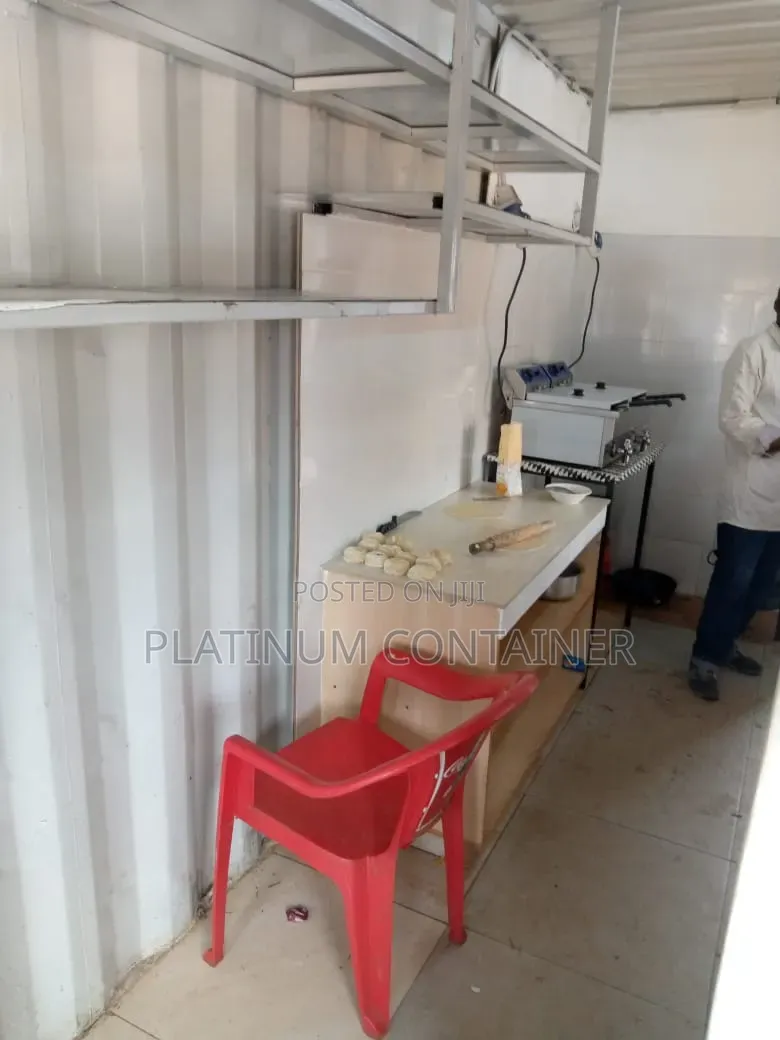 Container Restaurant Fabrication