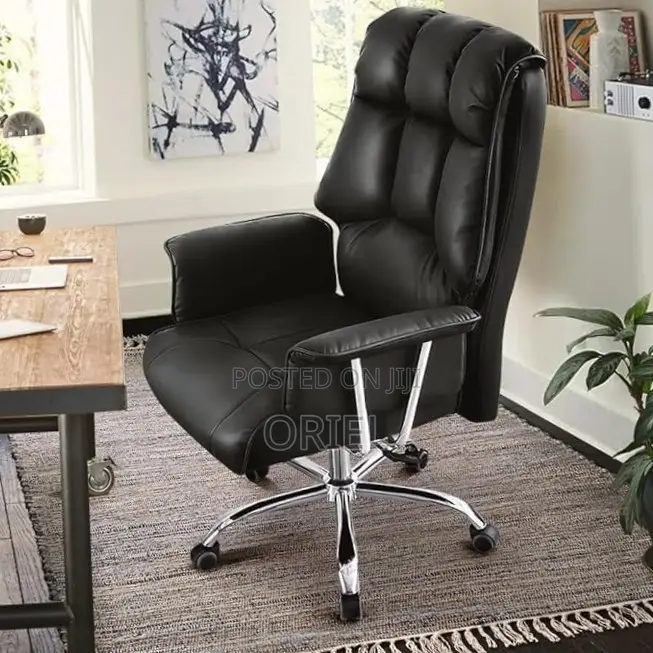 Executive Office Chair : Office C.E.O Chair