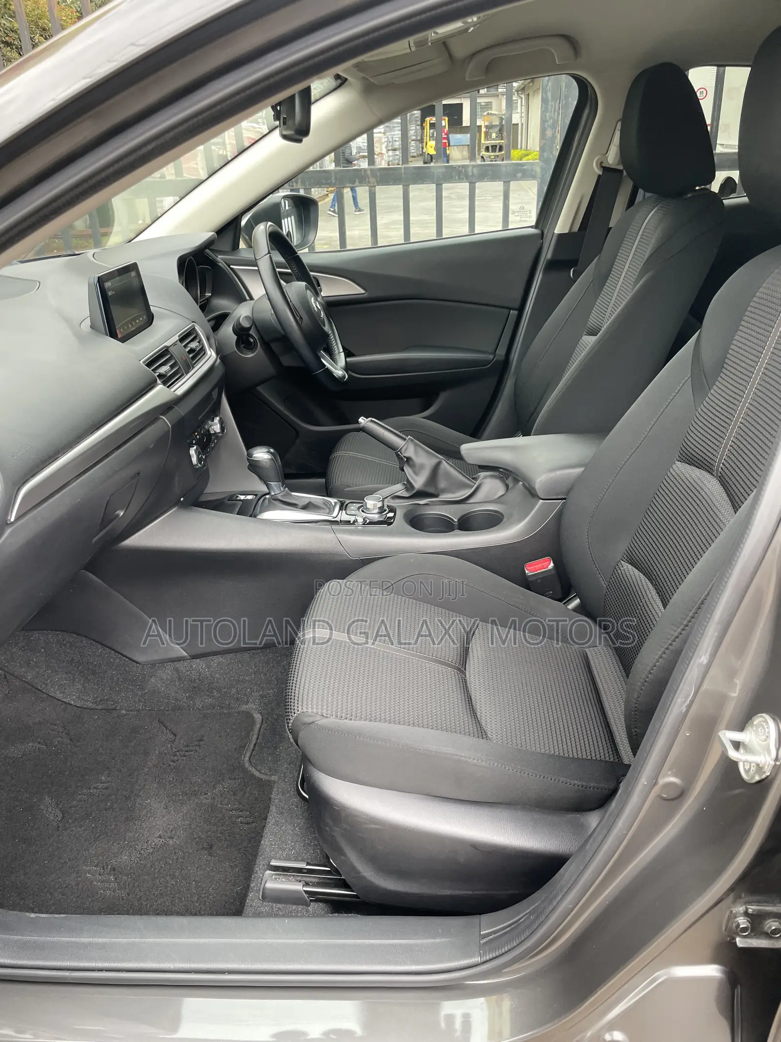 Mazda Axela 2019 Gray