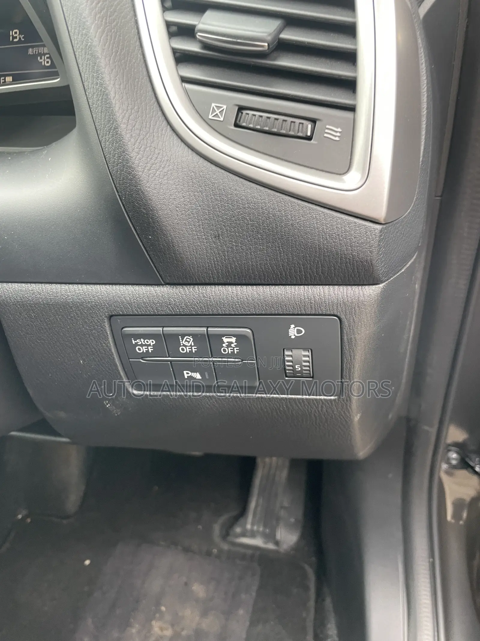 Mazda Axela 2019 Gray