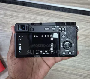 Sony A6600 ( Body Only )