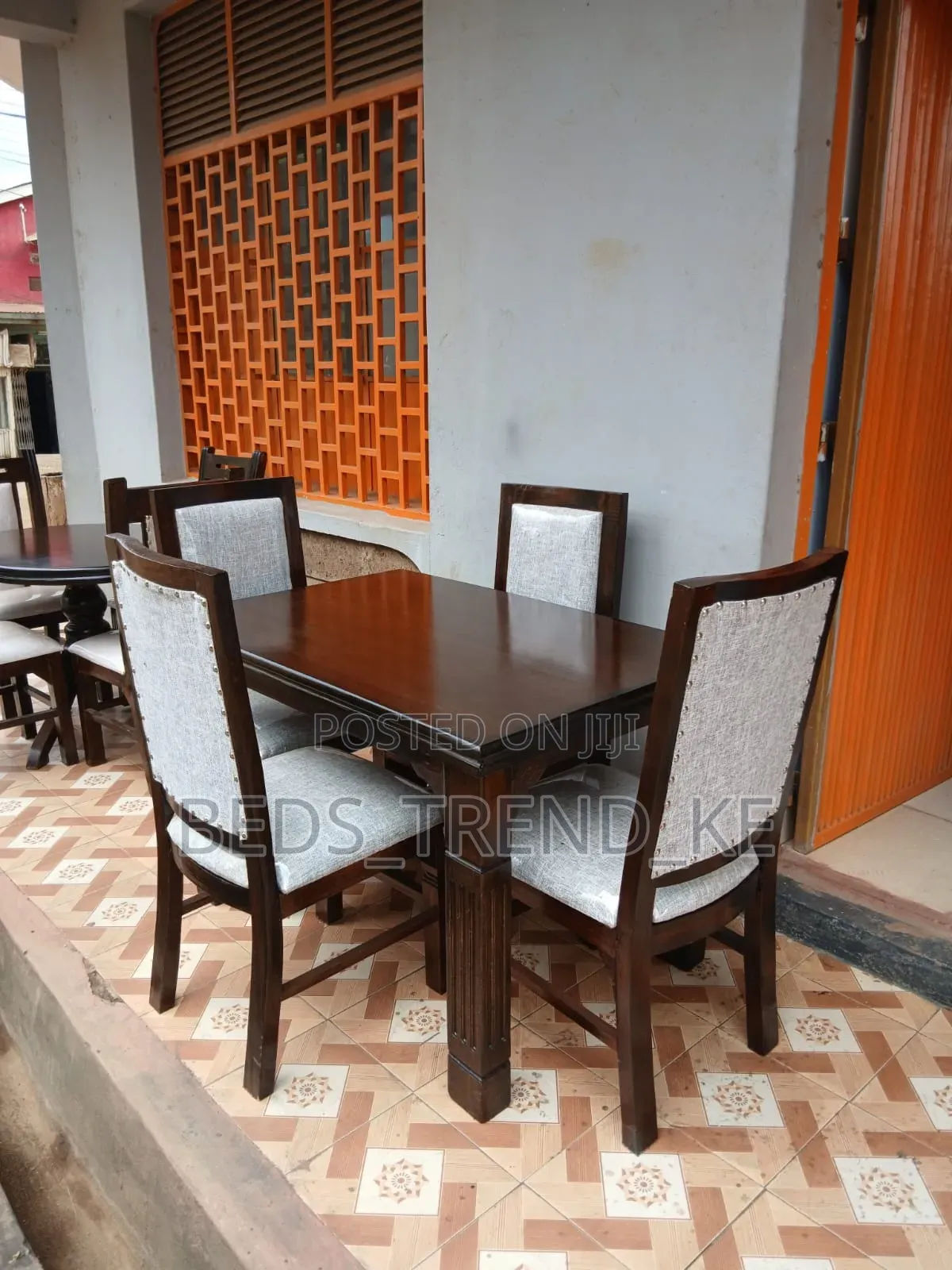 Four Seater Dinning Table