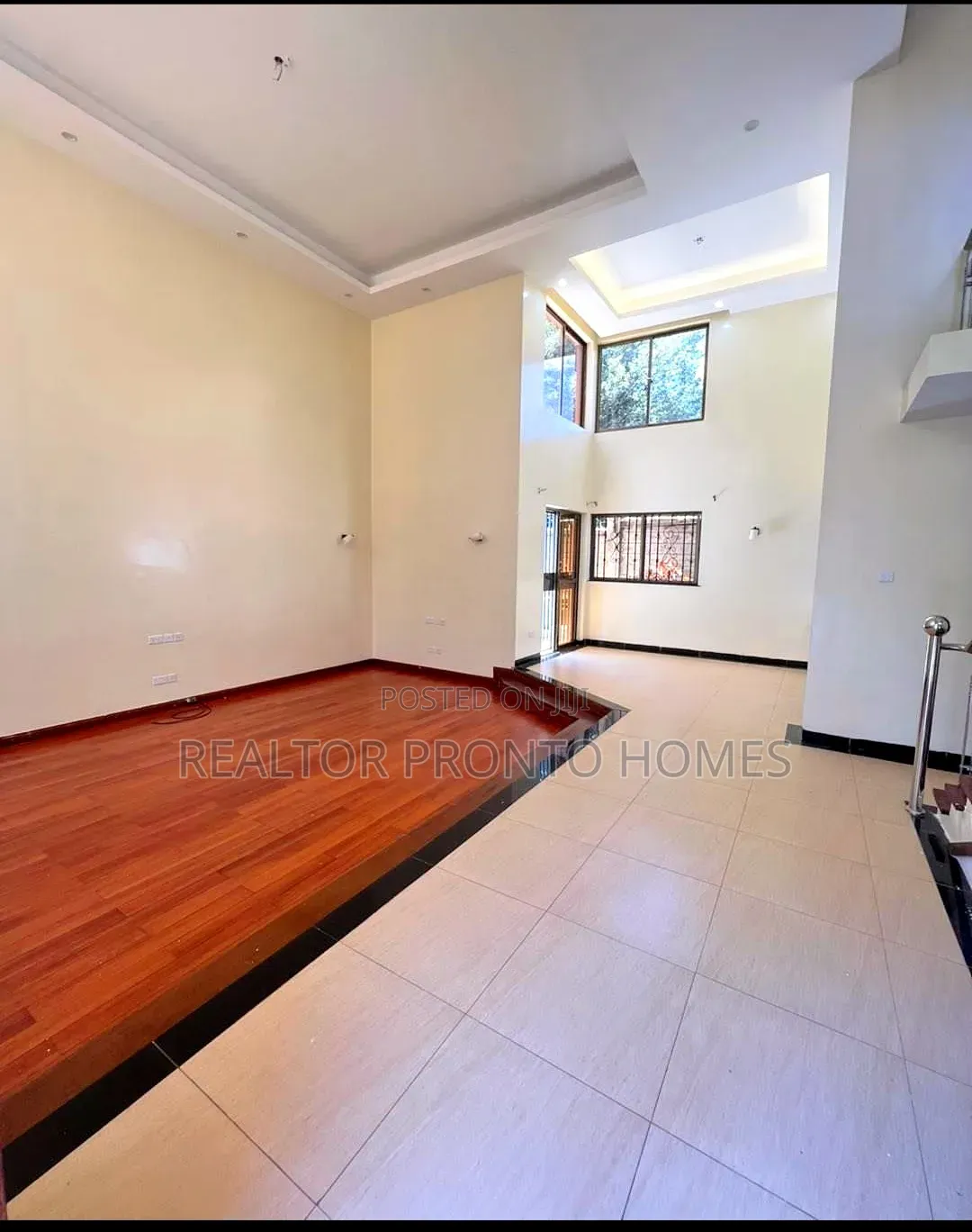 5bdrm Townhouse/Terrace in Lavington, Muthangari for sale
