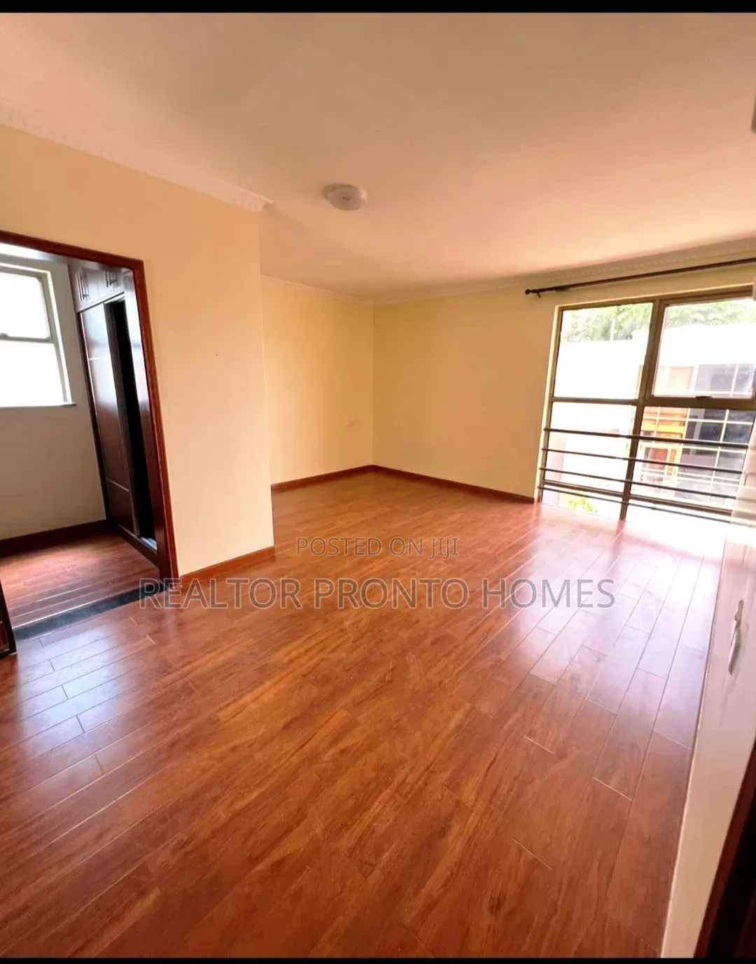 5bdrm Townhouse/Terrace in Lavington, Muthangari for sale