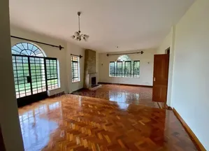 5bdrm Villa in Kitisuru for sale