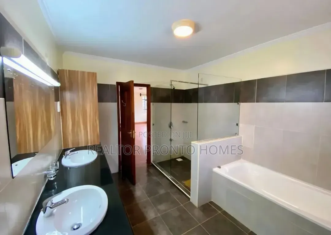 5bdrm Villa in Kitisuru for sale
