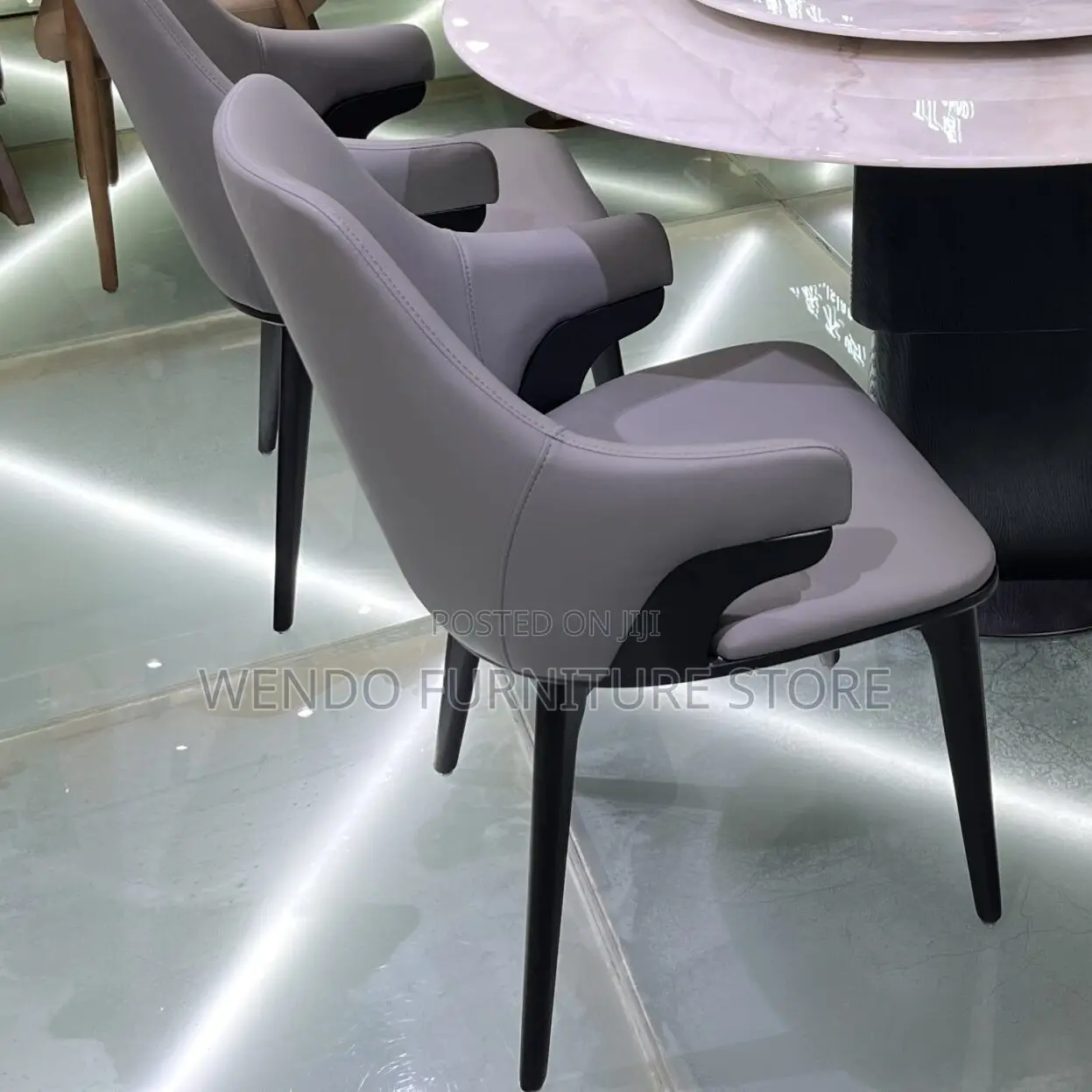 Dining Set; Round Six Classic Dining Sets With Leather Chairs