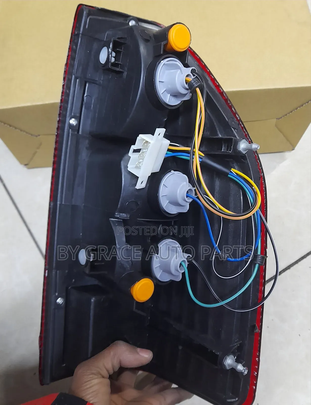 Tail Light Dmax 2002