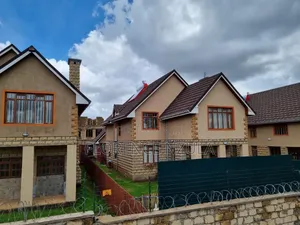 5bdrm Villa in Checkpoint, Kibiku for sale