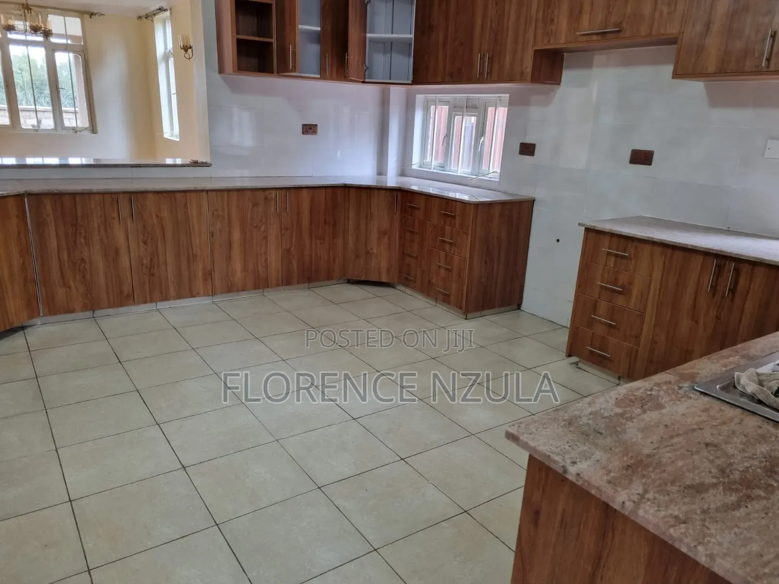 5bdrm Villa in Checkpoint, Kibiku for sale
