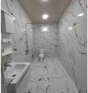 Bathroom Toilet Seat and Accessories