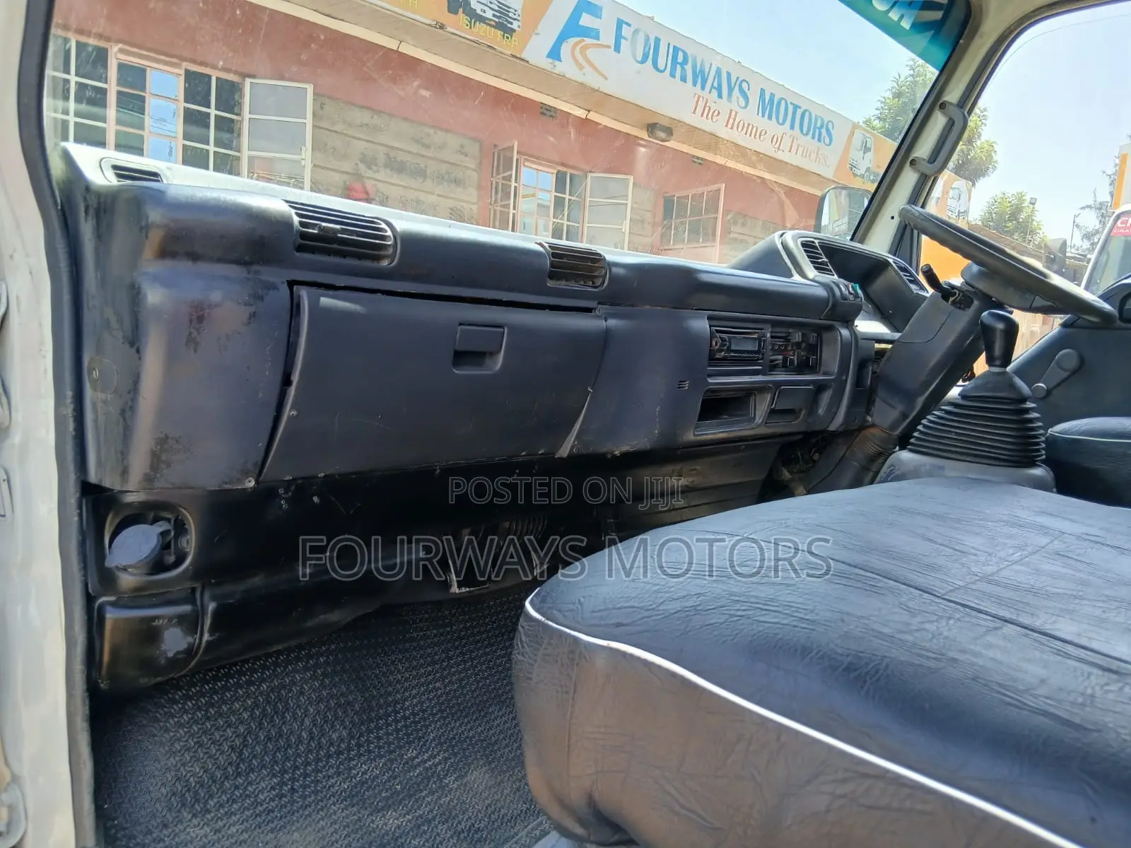 Isuzu NPR 2007