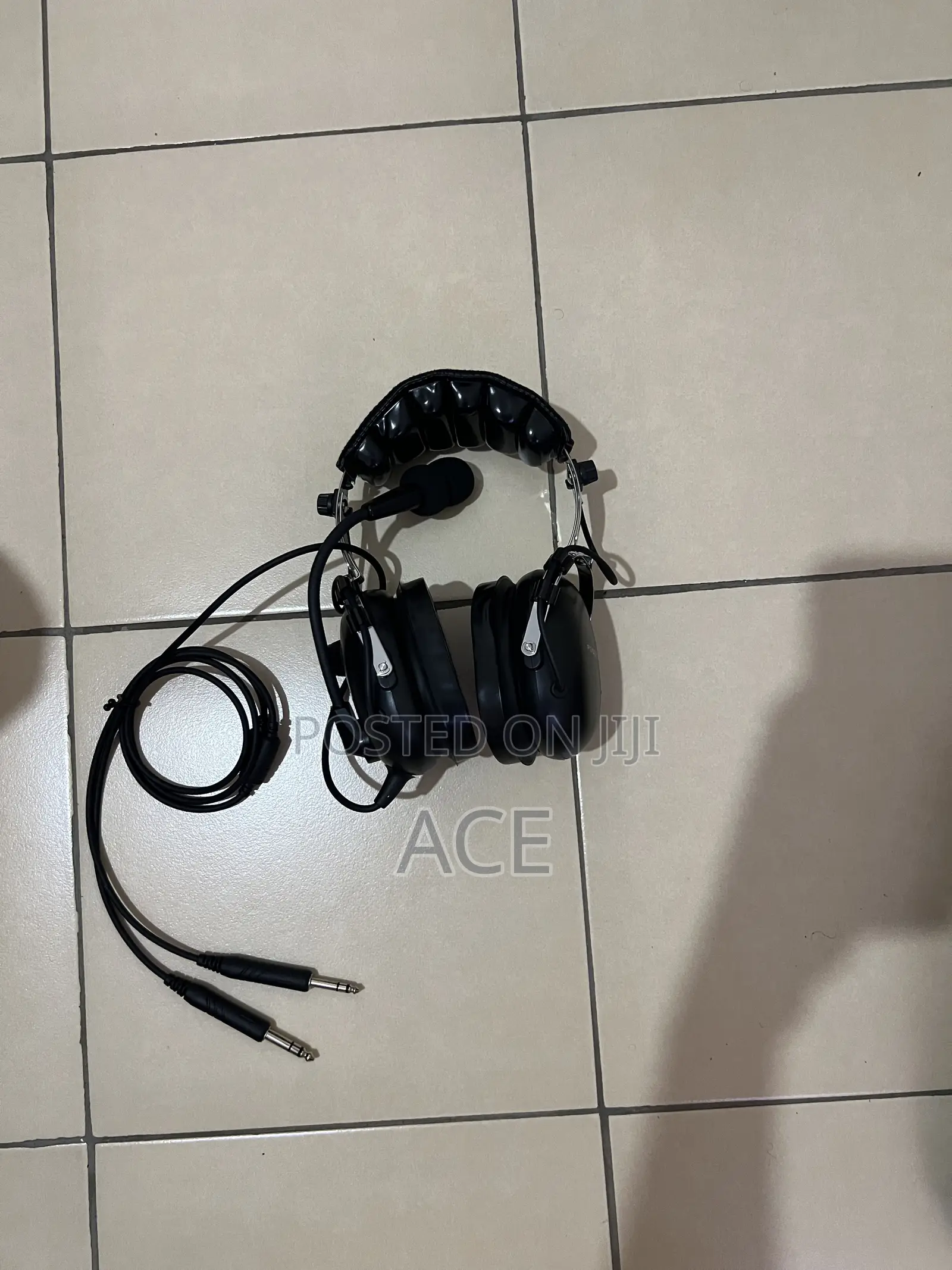 Pooley’s Aviation Headset