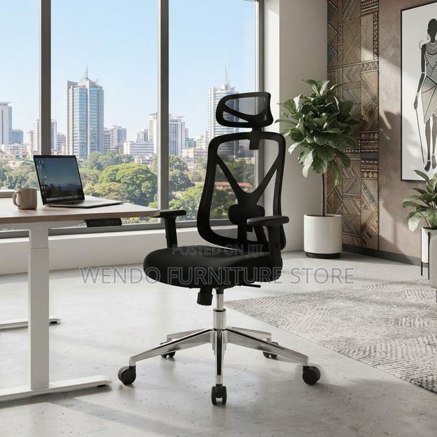 Office Chairs; Ergonomic Swivel Chair With High Backrest