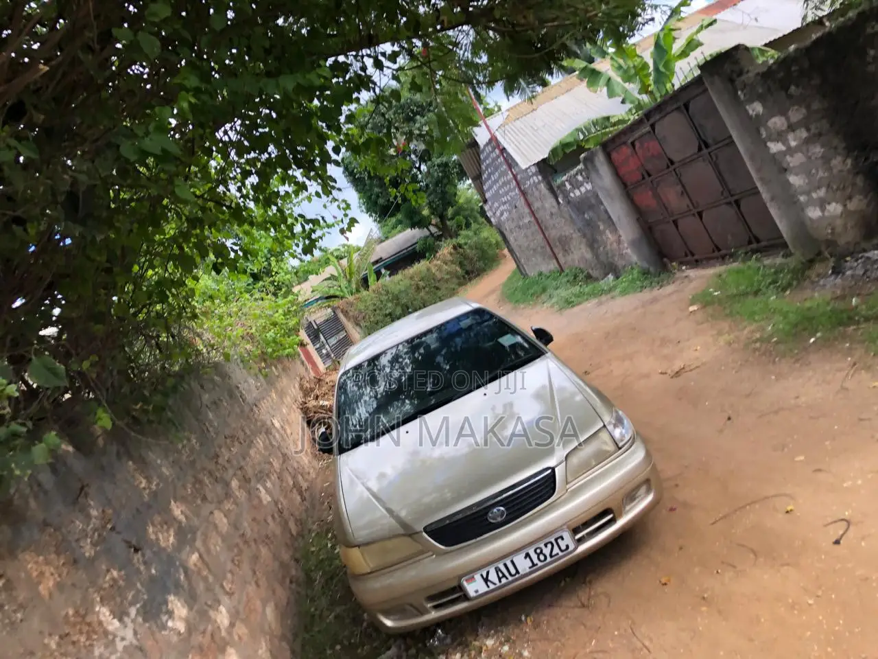 Toyota Corona 1999 Beige