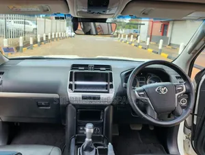 Toyota Land Cruiser Prado 2021 White