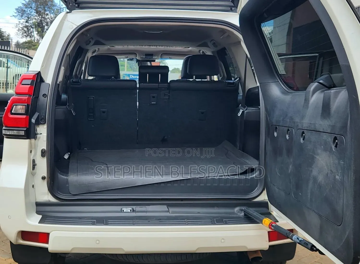 Toyota Land Cruiser Prado 2021 White