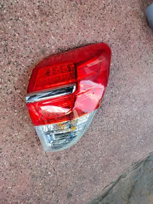 Toyota Vanguard Tail Light