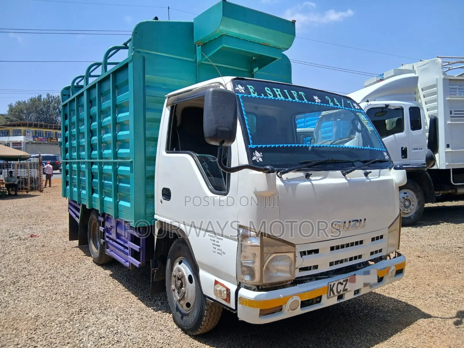 2014 Isuzu Elf