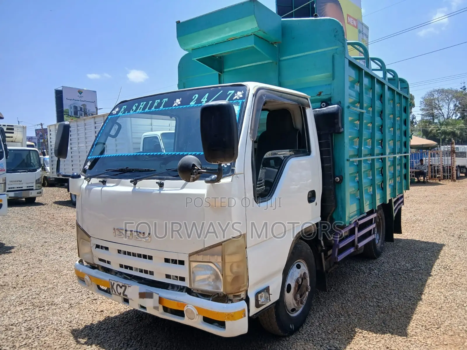 2014 Isuzu Elf