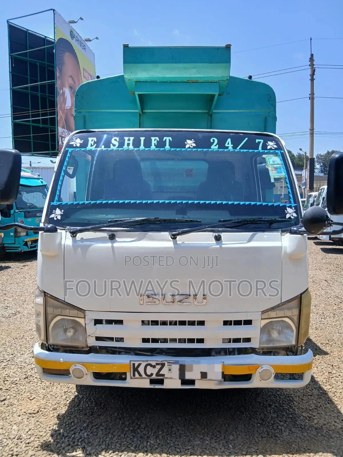 2014 Isuzu Elf